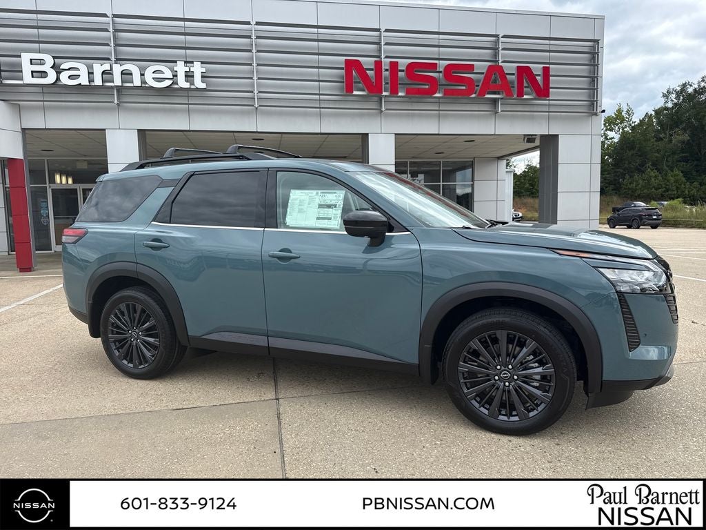 2026 Nissan Pathfinder SL