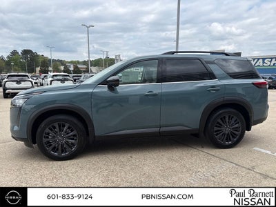 2026 Nissan Pathfinder SL