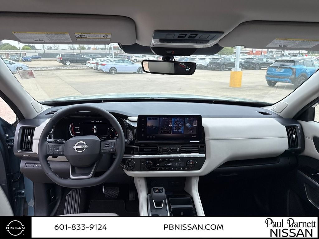 2026 Nissan Pathfinder SL