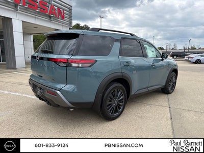 2026 Nissan Pathfinder SL