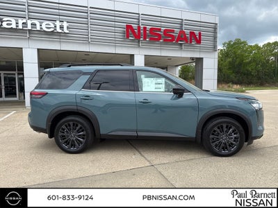 2026 Nissan Pathfinder SL