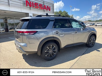 2026 Nissan Pathfinder SL