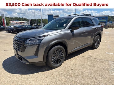 2026 Nissan Pathfinder SL