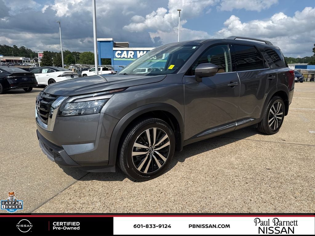 2025 Nissan Pathfinder Platinum
