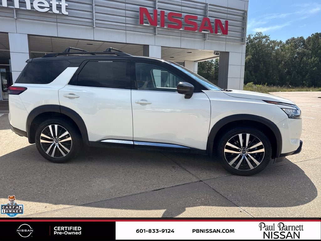 2024 Nissan Pathfinder Platinum