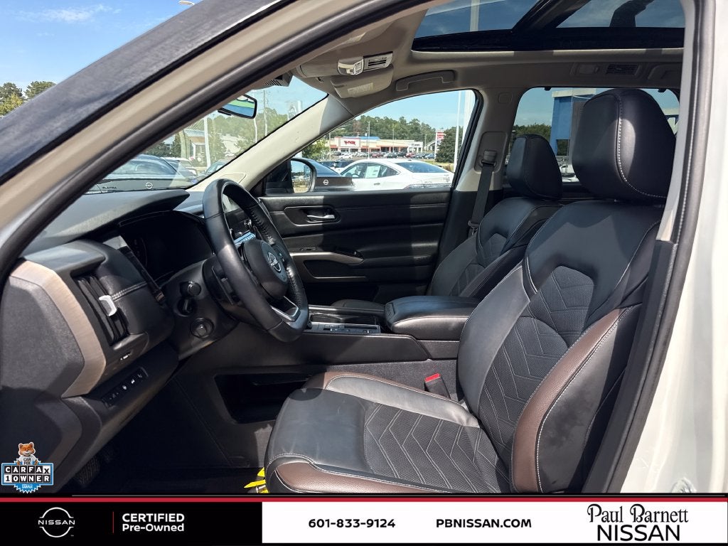 2024 Nissan Pathfinder Platinum