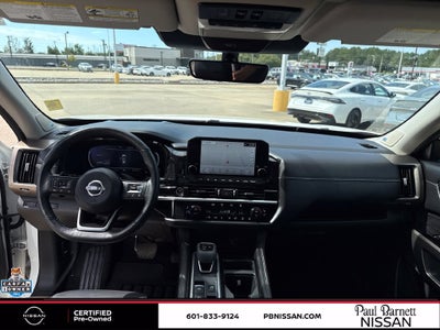 2024 Nissan Pathfinder Platinum