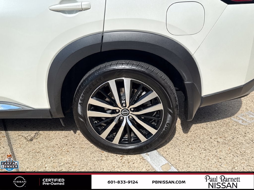 2024 Nissan Pathfinder Platinum