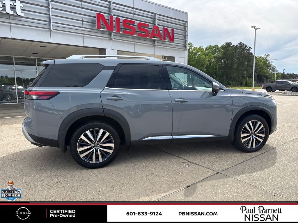 2022 Nissan Pathfinder Platinum