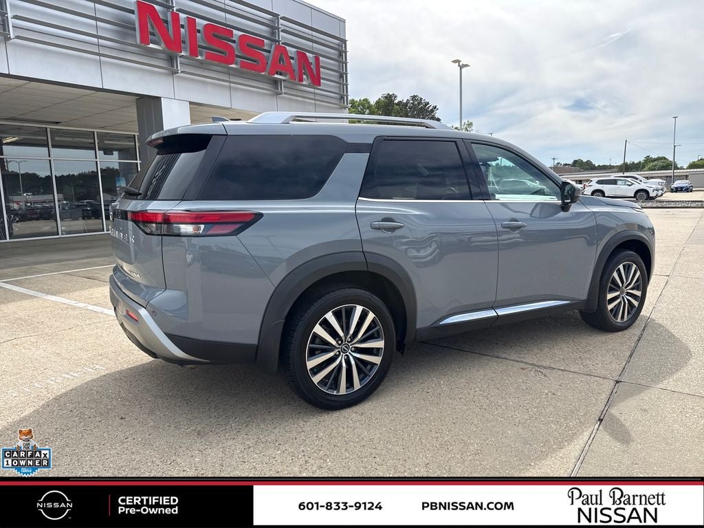 2022 Nissan Pathfinder Platinum