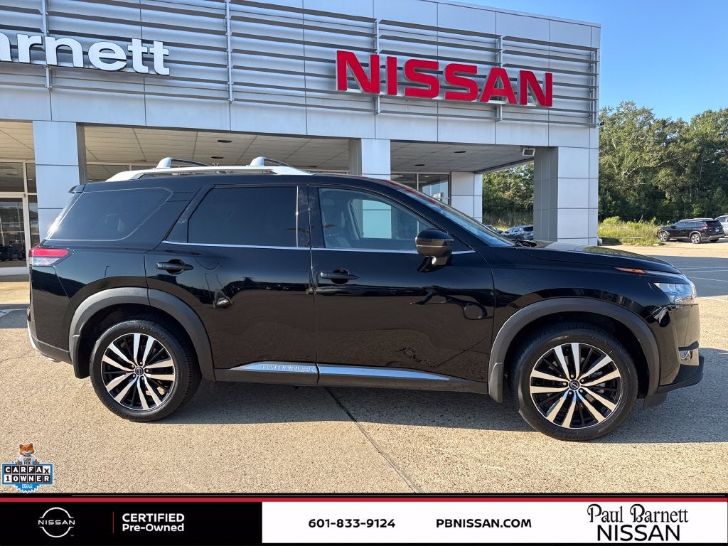 2025 Nissan Pathfinder Platinum