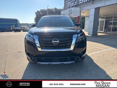 2025 Nissan Pathfinder Platinum