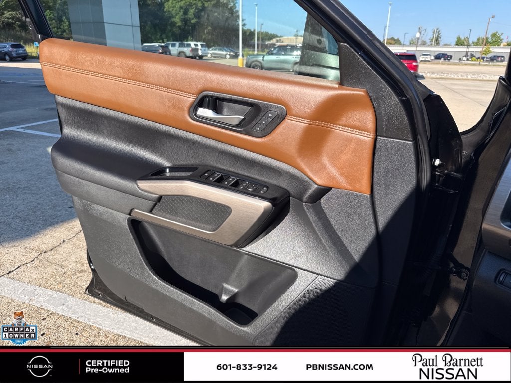 2025 Nissan Pathfinder Platinum