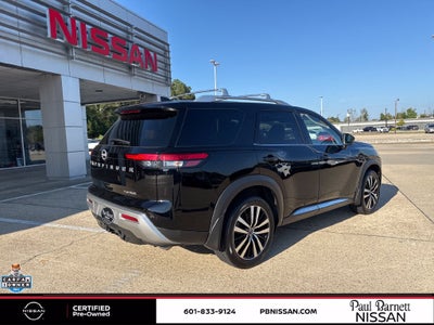 2025 Nissan Pathfinder Platinum