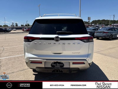 2025 Nissan Pathfinder Platinum