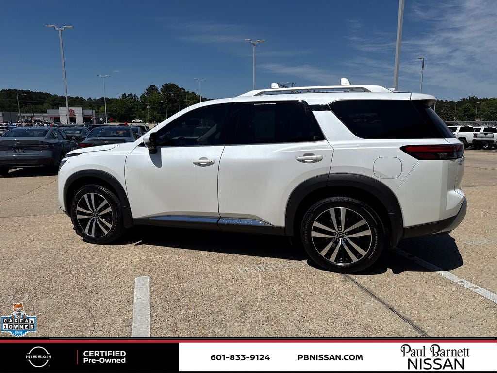 2025 Nissan Pathfinder Platinum
