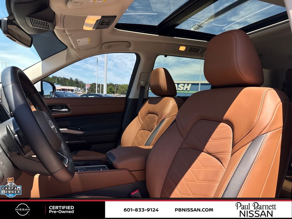 2025 Nissan Pathfinder Platinum