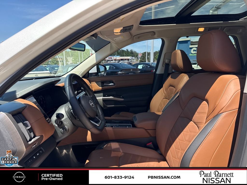 2025 Nissan Pathfinder Platinum
