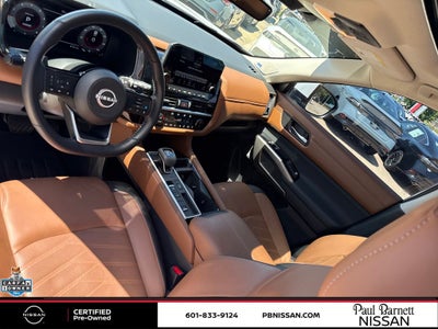 2025 Nissan Pathfinder Platinum