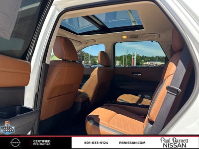 2025 Nissan Pathfinder Platinum