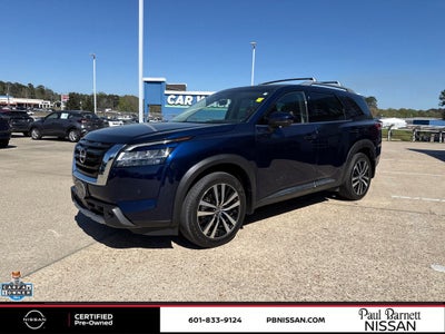 2024 Nissan Pathfinder Platinum