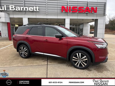 2023 Nissan Pathfinder Platinum
