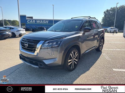 2025 Nissan Pathfinder Platinum
