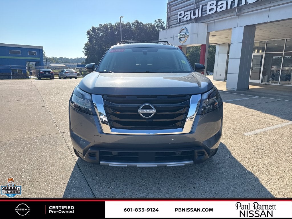 2025 Nissan Pathfinder Platinum