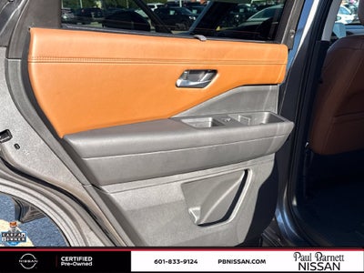 2025 Nissan Pathfinder Platinum