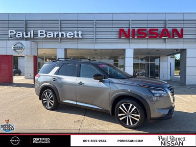 2025 Nissan Pathfinder Platinum