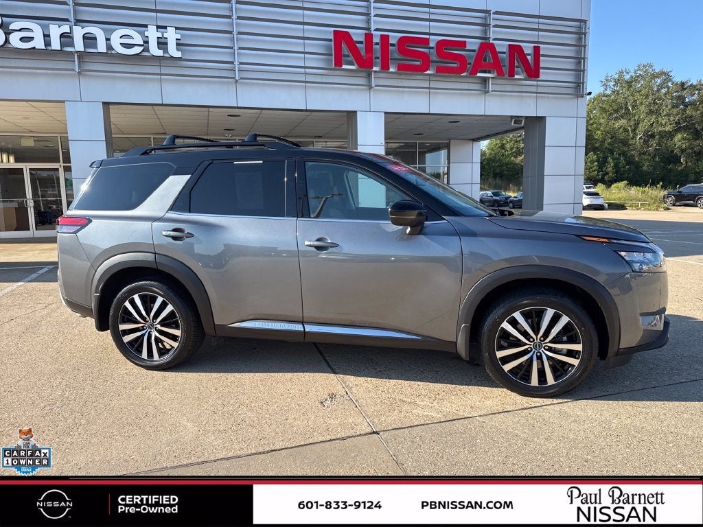 2025 Nissan Pathfinder Platinum