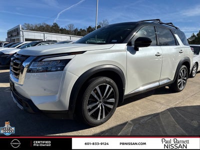 2023 Nissan Pathfinder Platinum