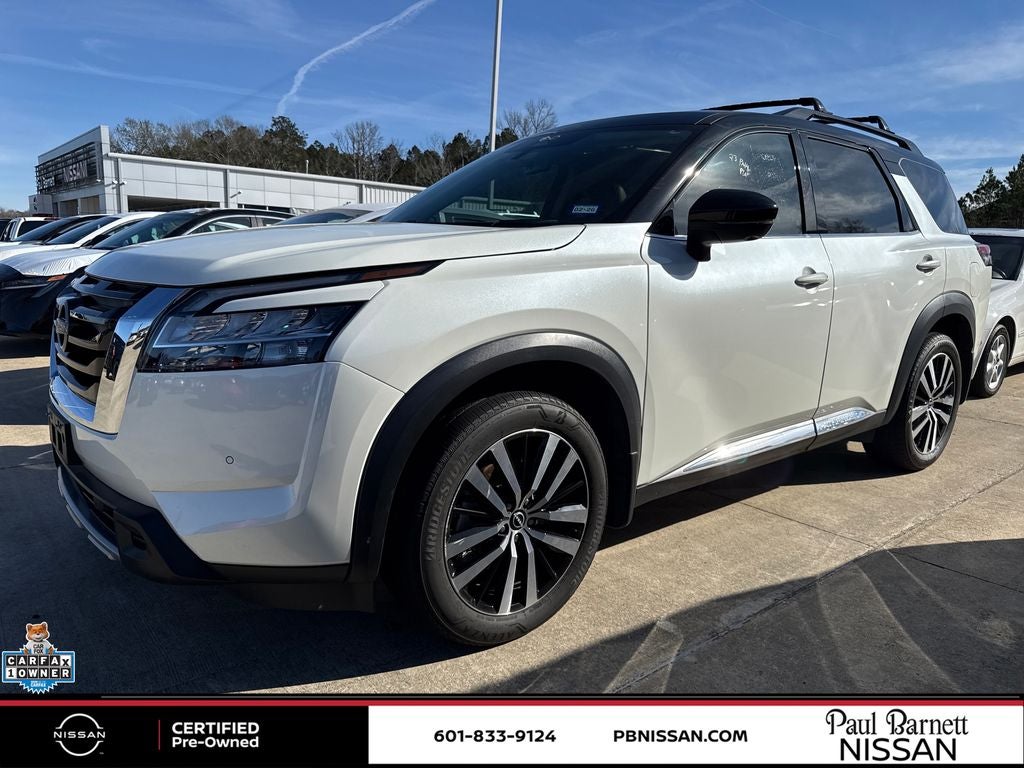 2023 Nissan Pathfinder Platinum