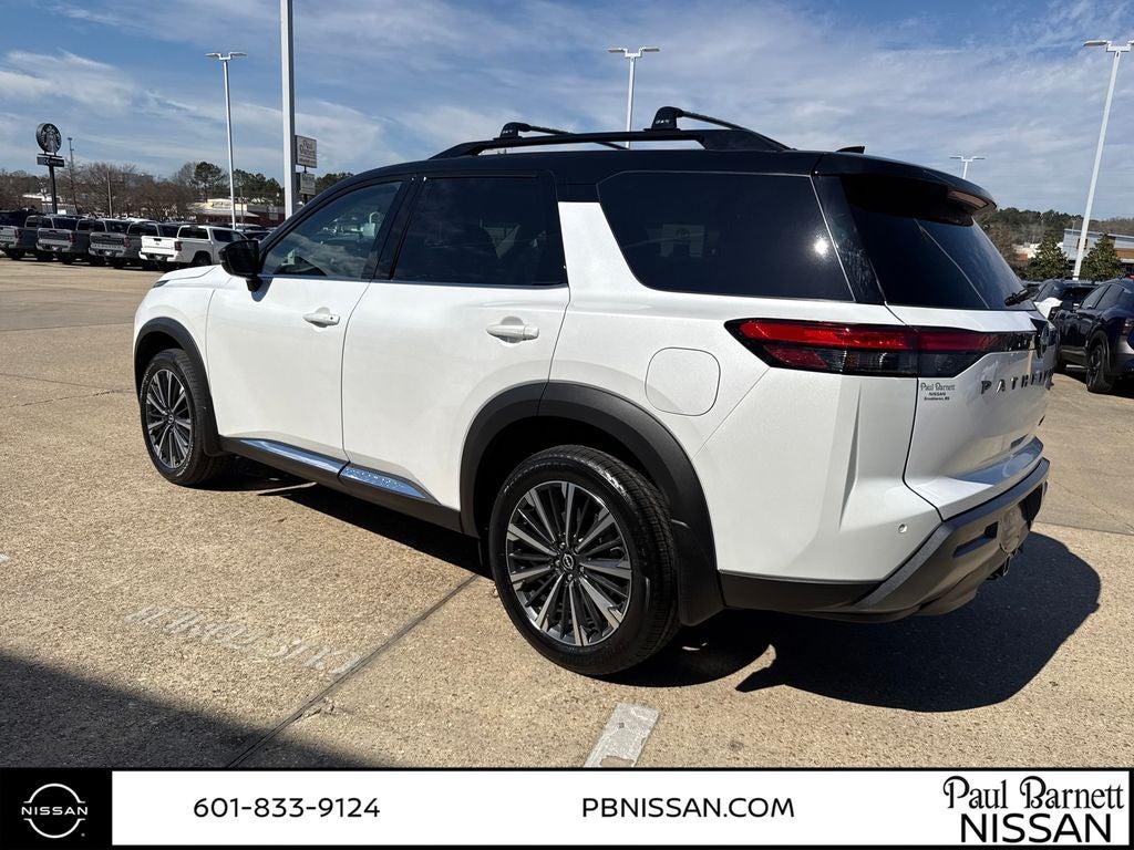 2026 Nissan Pathfinder Platinum