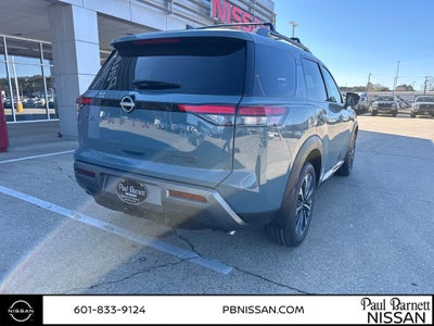 2026 Nissan Pathfinder Platinum