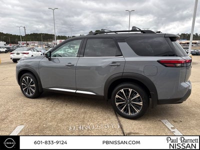 2026 Nissan Pathfinder Platinum