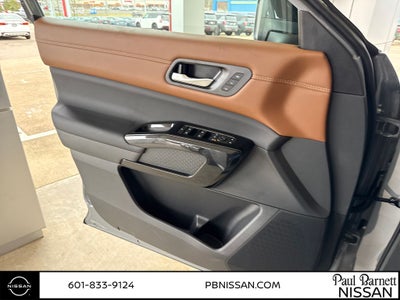 2026 Nissan Pathfinder Platinum