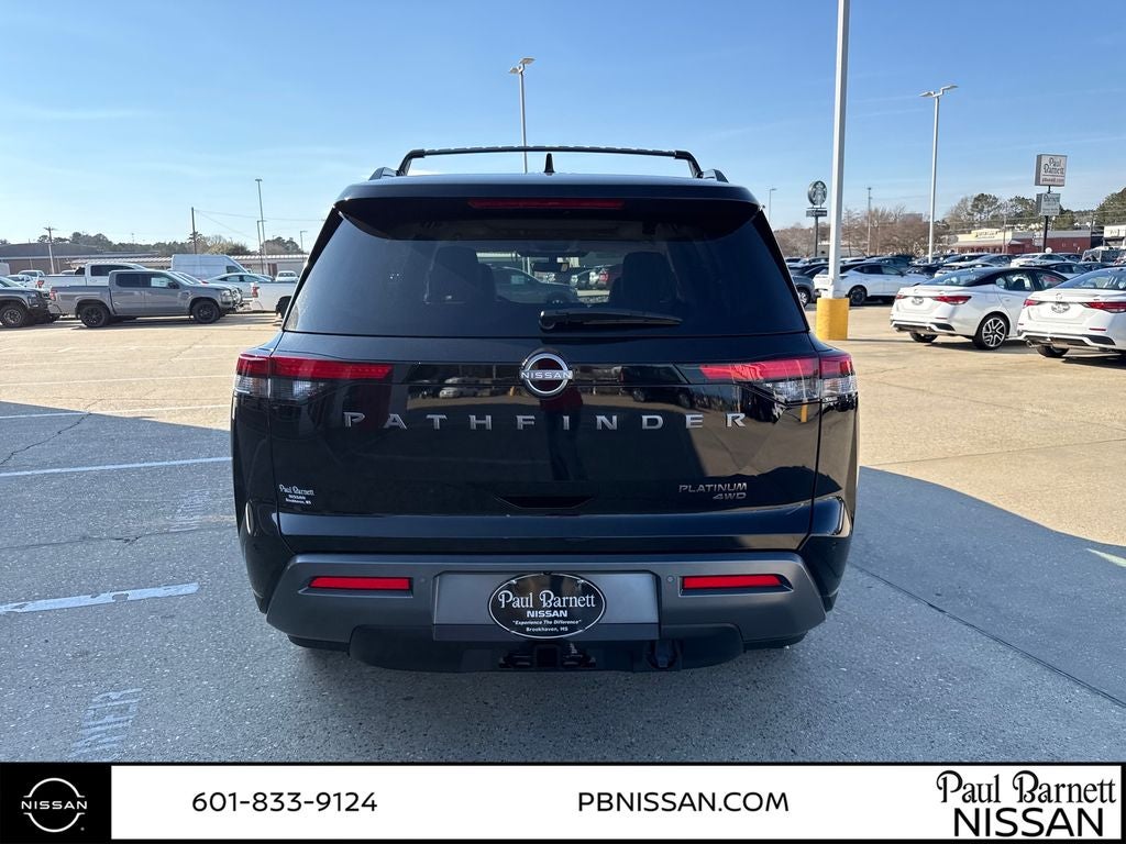 2026 Nissan Pathfinder Platinum