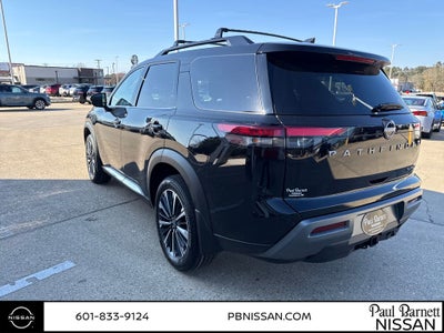 2026 Nissan Pathfinder Platinum