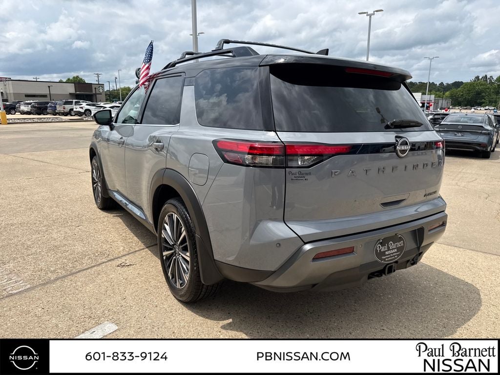 2026 Nissan Pathfinder Platinum