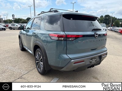 2026 Nissan Pathfinder Platinum