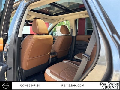 2026 Nissan Pathfinder Platinum