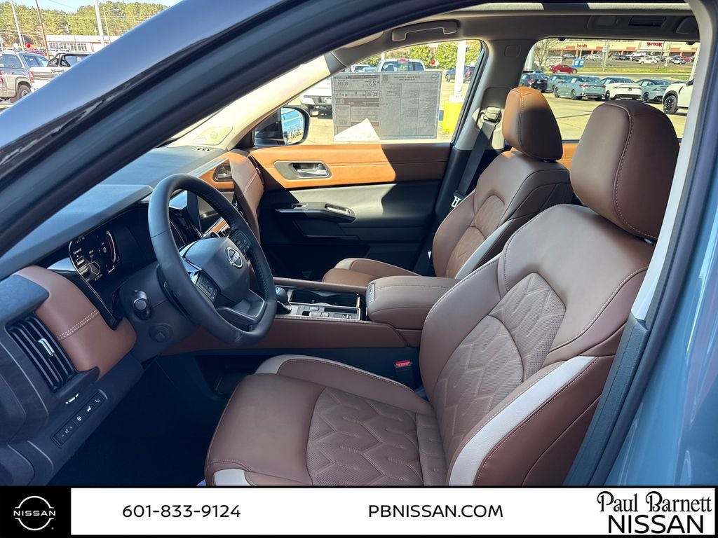 2026 Nissan Pathfinder Platinum