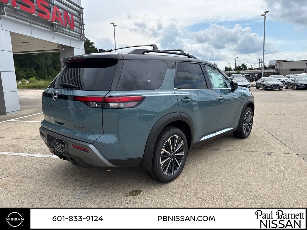 2026 Nissan Pathfinder Platinum