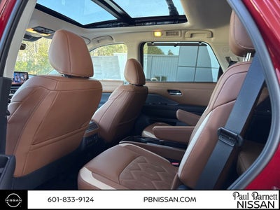 2026 Nissan Pathfinder Platinum