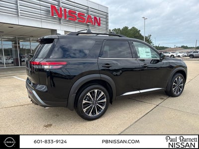 2026 Nissan Pathfinder Platinum