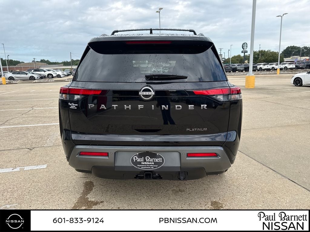2026 Nissan Pathfinder Platinum