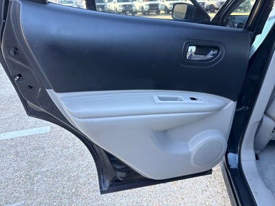 2011 Nissan Rogue SV