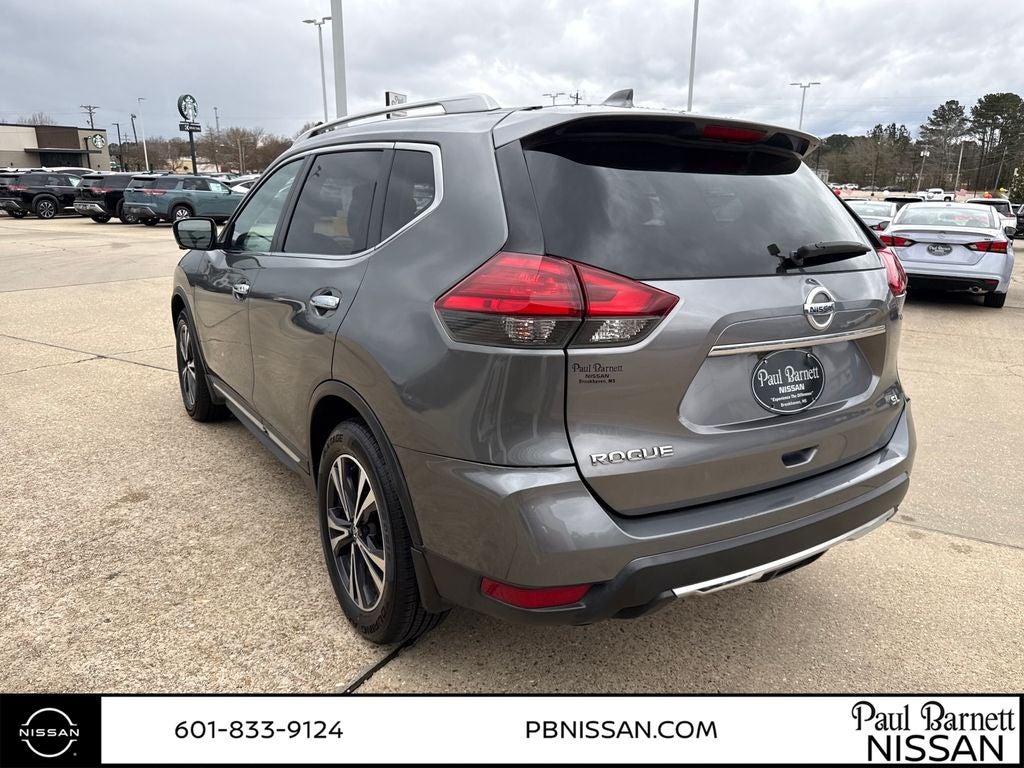 2017 Nissan Rogue SL