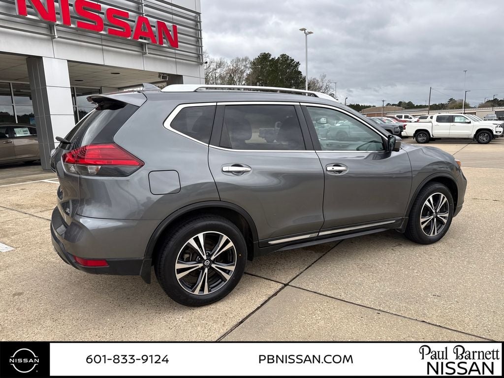 2017 Nissan Rogue SL